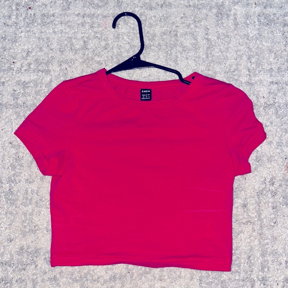 Women’s Hot Pink Crop Top
